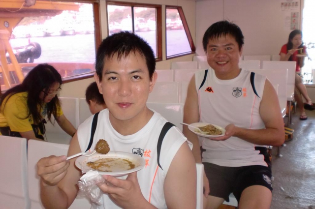 dragon_boat_team_20110818_1044289104