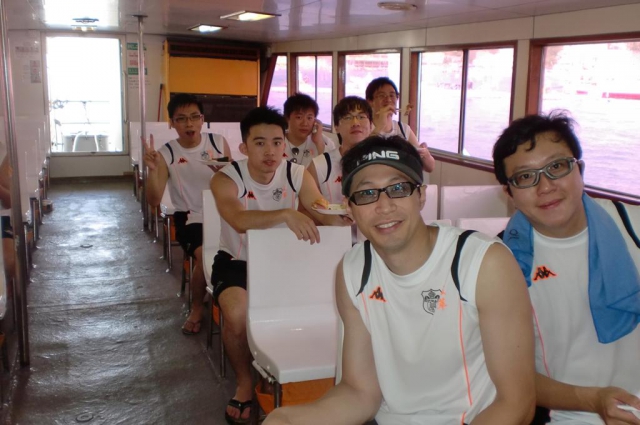 dragon_boat_team_20110818_1332483494
