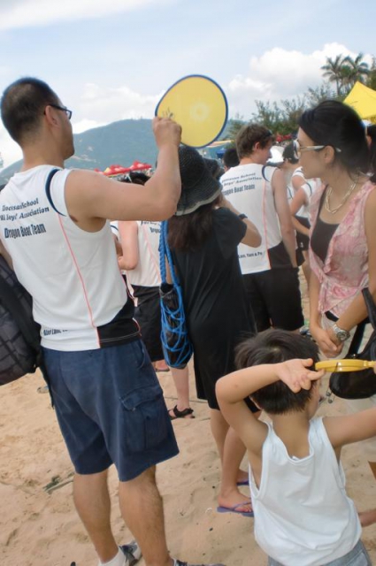 dragon_boat_team_20110818_1373299641
