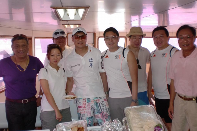 dragon_boat_team_20110818_1530606386