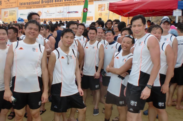 dragon_boat_team_20110818_1646469679
