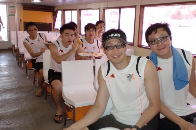 dragon_boat_team_20110818_1947732113