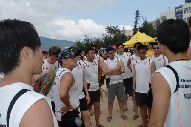 dragon_boat_team_20110818_1979429814