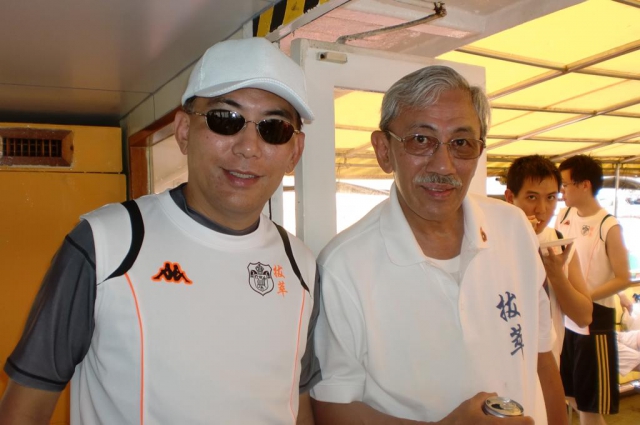 dragon_boat_team_20110818_2008388234